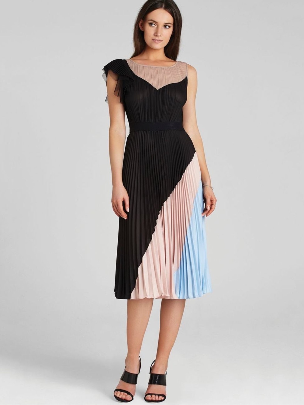 BCBGMAXAZRIA
Women's Ciara Color Block Pleated Dress